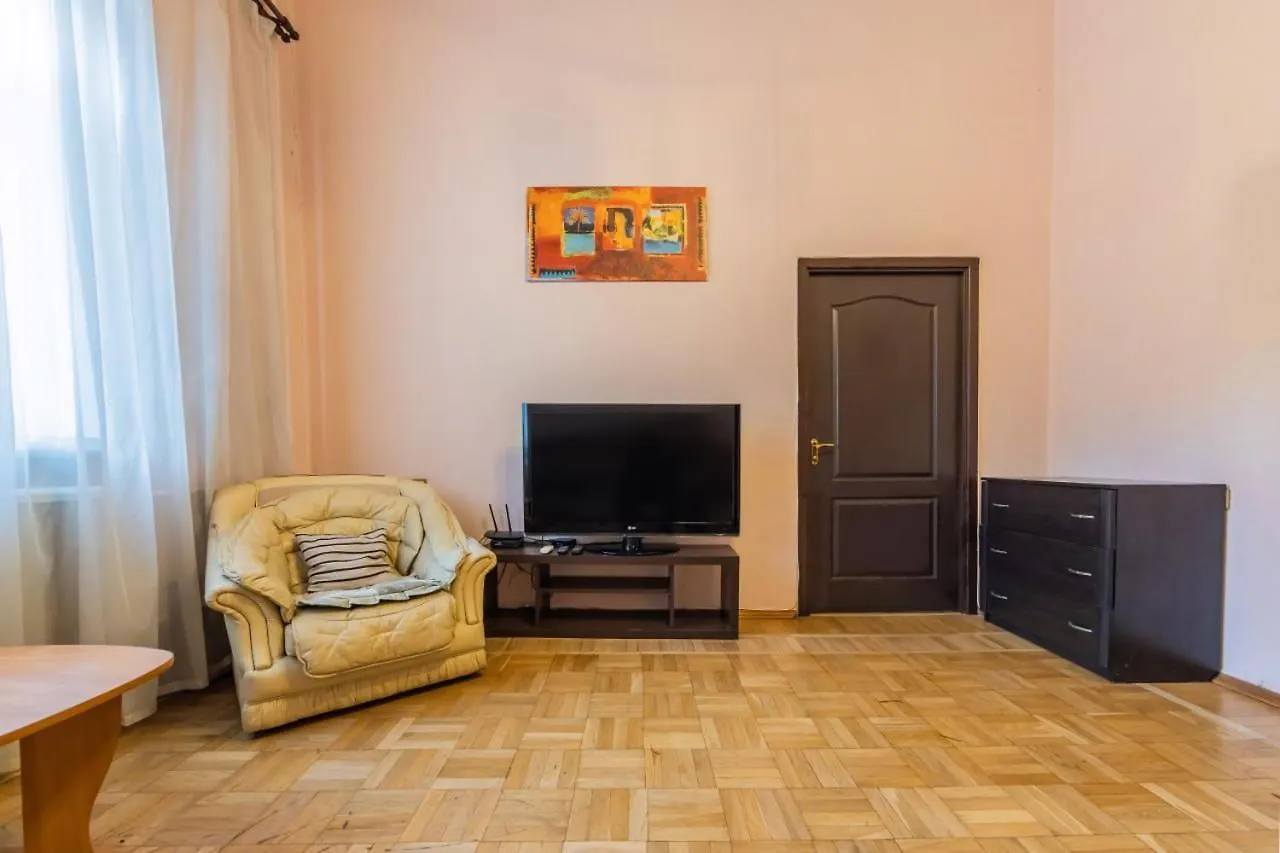 Апартаменти 4-Кімнатні В Центрі, Поруч Майдан Незалежності Kiev Apartamento